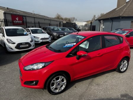2016 Ford Fiesta - photo 4