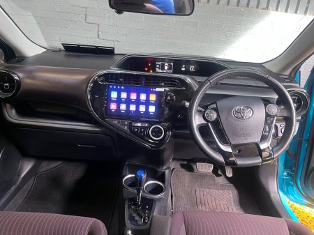 2017 Toyota Aqua - photo 20