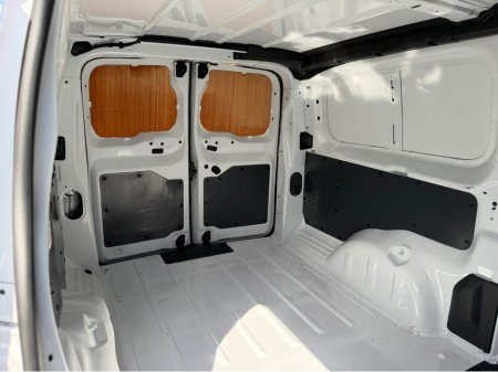 2024 Opel Vivaro - photo 30
