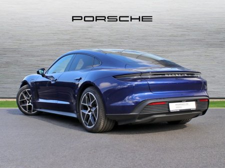 2026 Porsche Taycan - photo 2