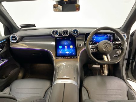 2026 Mercedes-Benz GLC - photo 2