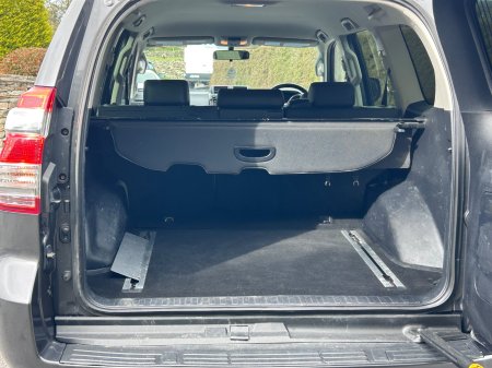 2016 Toyota Land Cruiser - photo 20