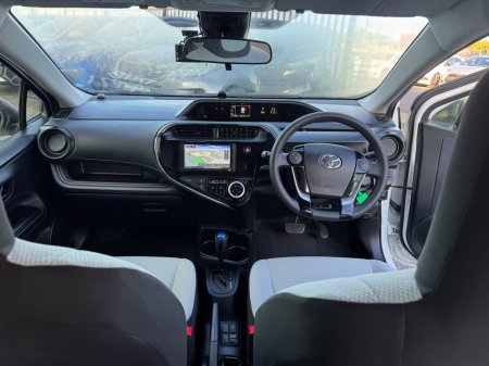 2021 Toyota Aqua - photo 10