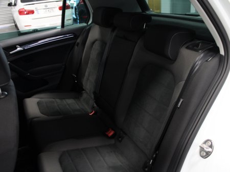 2018 Volkswagen Golf - photo 33