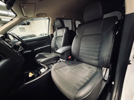 2019 Mitsubishi Outlander - photo 12