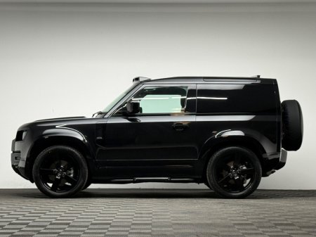 2026 Land Rover Defender - photo 4
