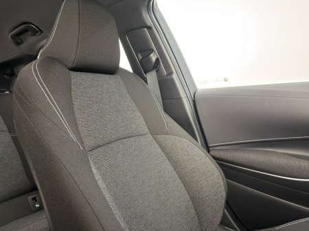 2027 Toyota Corolla - photo 15