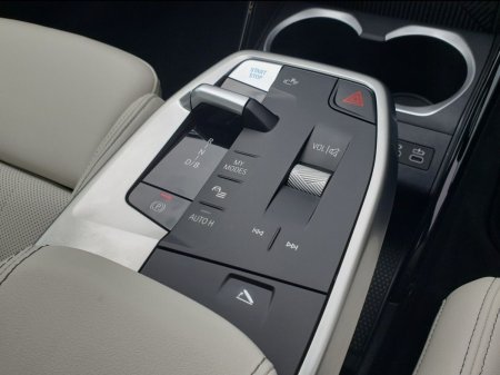 2026 BMW iX1 - photo 10