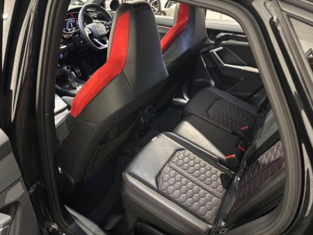 2021 Audi RS Q3 - photo 22