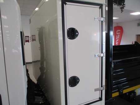 2026 Isuzu NPR - photo 11