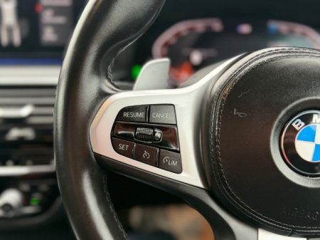 2022 BMW 5-Series - photo 20