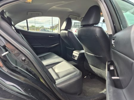 2015 Lexus IS - photo 23