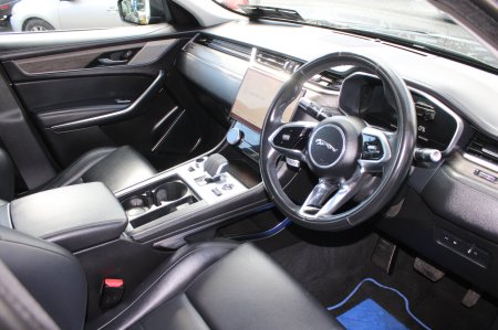 2022 Jaguar F-Pace - photo 6