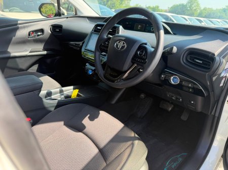 2022 Toyota Prius - photo 17