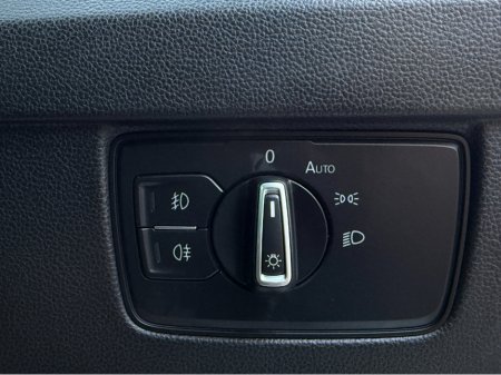 2018 Volkswagen Passat - photo 15