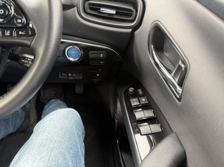 2020 Toyota Prius - photo 12