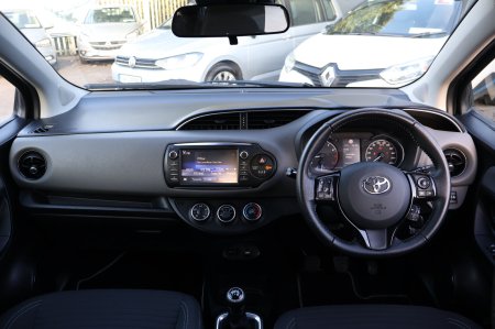 2019 Toyota Yaris - photo 19