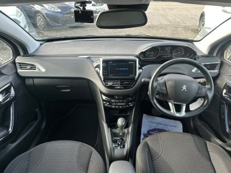 2017 Peugeot 208 - photo 16