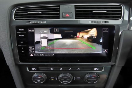2019 Volkswagen Golf - photo 23