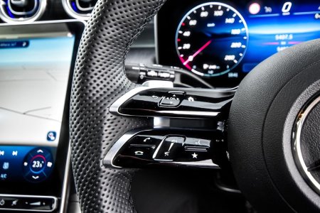 2025 Mercedes-Benz GLC - photo 23