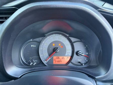 2016 Toyota Yaris - photo 11