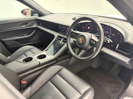 2023 Porsche Taycan - photo 28