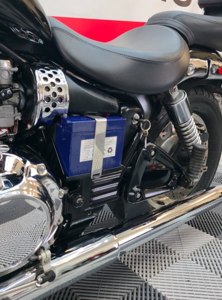 2010 Triumph Bonneville - photo 39