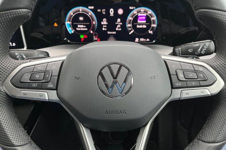2026 Volkswagen Golf - photo 12