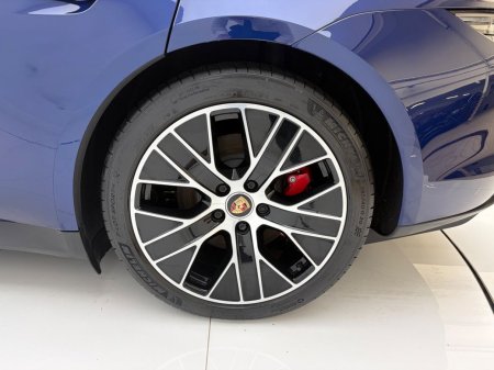2020 Porsche Taycan - photo 12