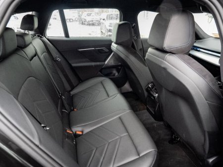 2024 BMW 5-Series - photo 9