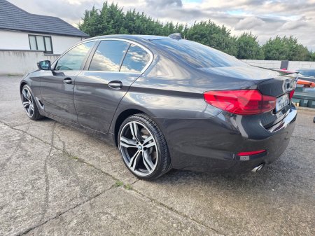 2018 BMW 5-Series - photo 6