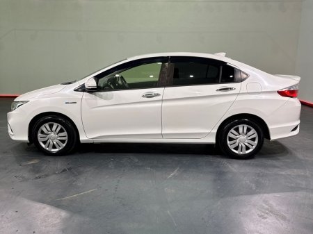 2019 Honda Grace - photo 6
