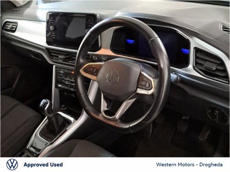 2023 Volkswagen T-Roc - photo 8