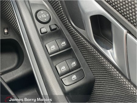 2022 BMW 3-Series - photo 18