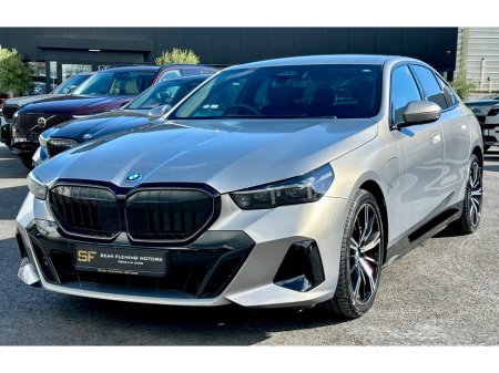 2026 BMW 5-Series - photo 5