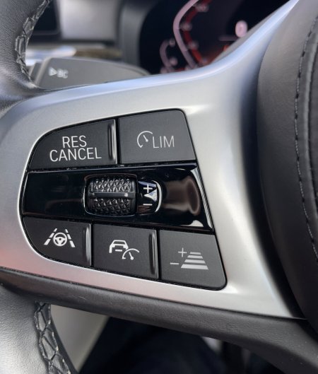2020 BMW 5-Series - photo 15