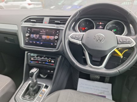 2023 Volkswagen Tiguan - photo 16
