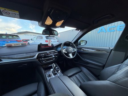 2017 BMW 5-Series - photo 42