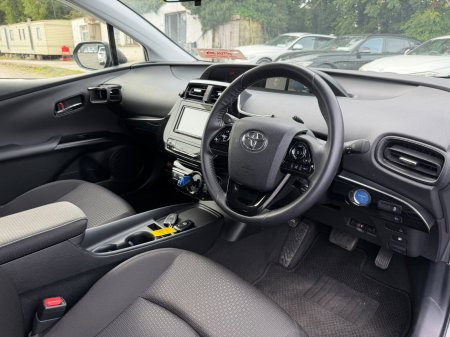 2020 Toyota Prius - photo 13