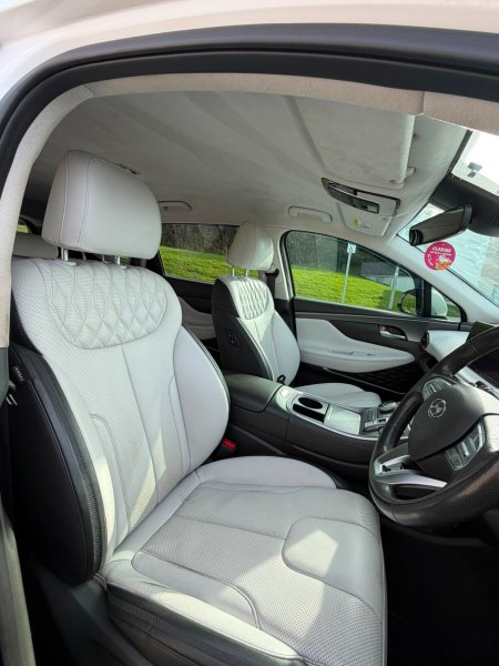2022 Hyundai Santa Fe - photo 4