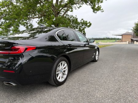 2021 BMW 5-Series - photo 12