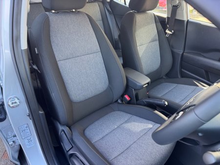 2026 Kia Stonic - photo 12
