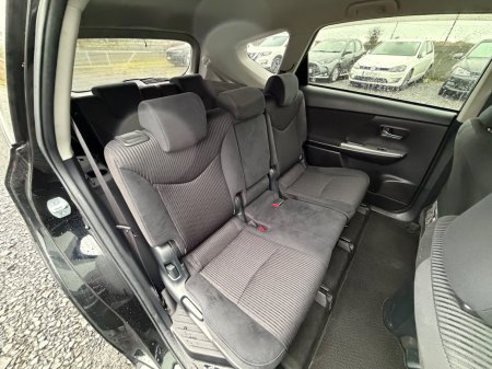 2018 Toyota Prius - photo 20