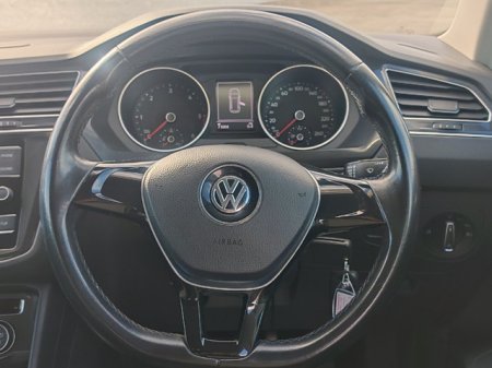 2018 Volkswagen Tiguan - photo 18