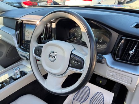2018 Volvo XC60 - photo 12