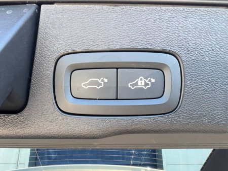 2025 Volvo XC60 - photo 19