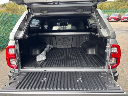 2023 Toyota Hilux - photo 7