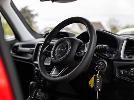 2024 Jeep Renegade - photo 13