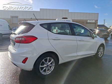 2019 Ford Fiesta - photo 8