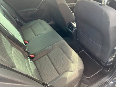 2020 Volkswagen Golf - photo 4